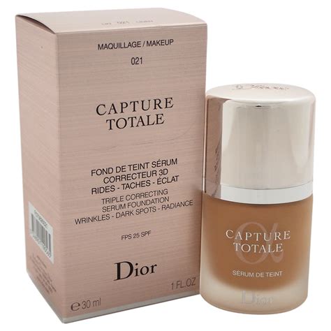 Capture Totale Triple correcting serum foundation wrinkles